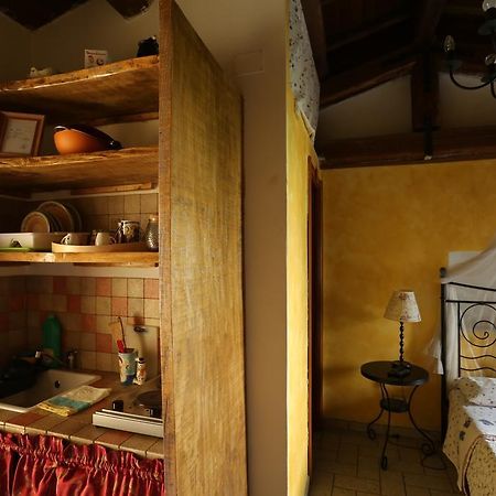 B&B La Casuccia Di อัสซิซี ภายนอก รูปภาพ