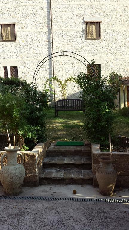 B&B La Casuccia Di อัสซิซี ภายนอก รูปภาพ