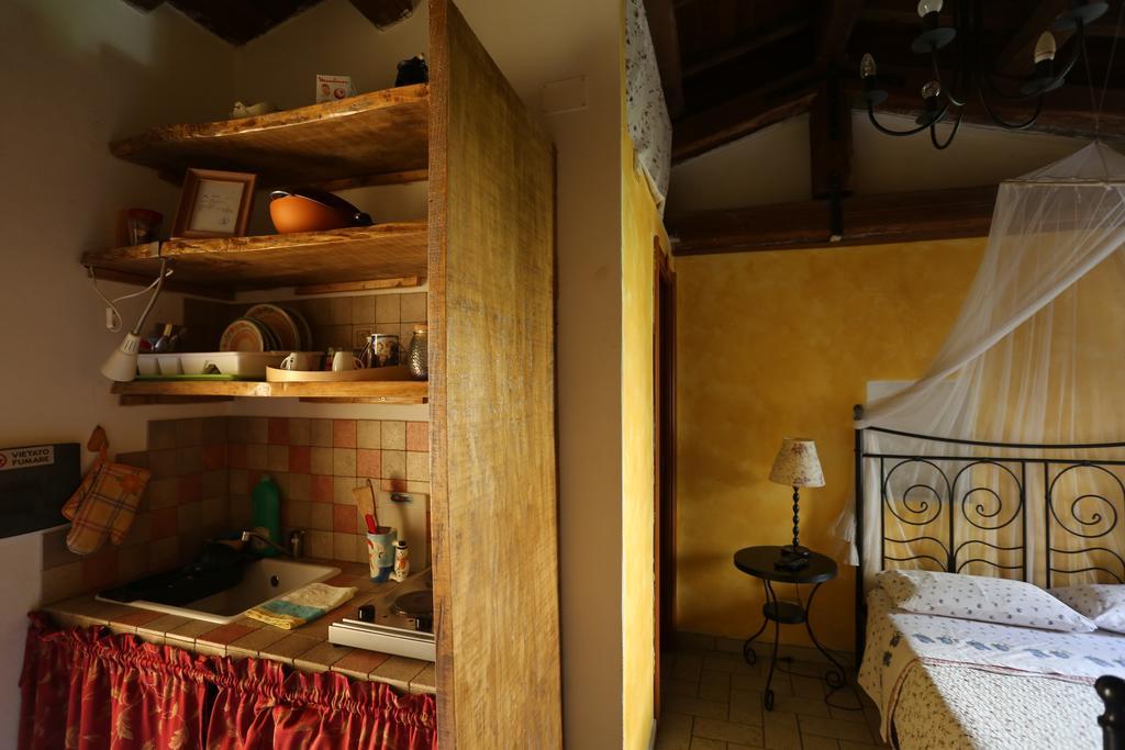 B&B La Casuccia Di อัสซิซี ภายนอก รูปภาพ